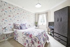Bedroom- click for photo gallery